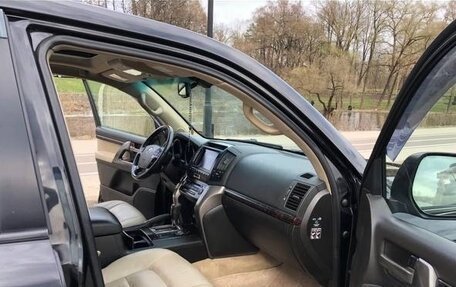 Toyota Land Cruiser 200, 2007 год, 2 520 000 рублей, 9 фотография