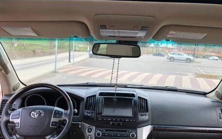 Toyota Land Cruiser 200, 2007 год, 2 520 000 рублей, 14 фотография