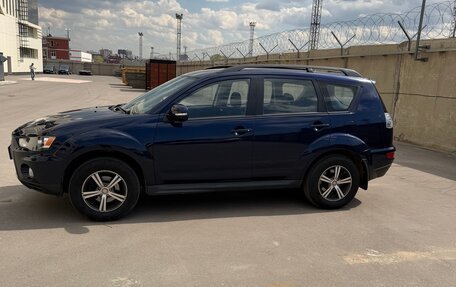 Mitsubishi Outlander III рестайлинг 3, 2011 год, 1 340 000 рублей, 3 фотография