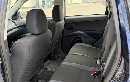 Mitsubishi Outlander III рестайлинг 3, 2011 год, 1 340 000 рублей, 10 фотография