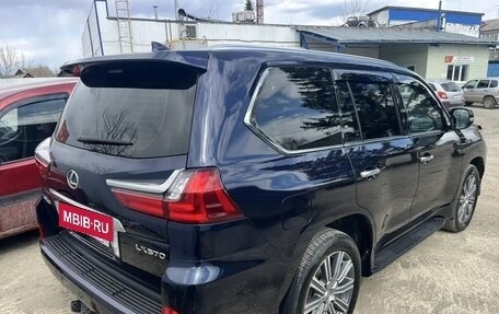 Lexus LX III, 2017 год, 6 500 000 рублей, 3 фотография