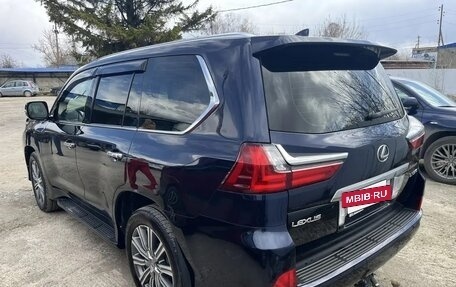 Lexus LX III, 2017 год, 6 500 000 рублей, 4 фотография