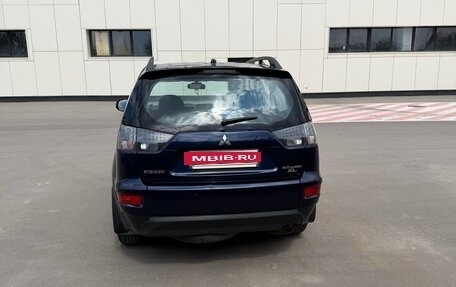 Mitsubishi Outlander III рестайлинг 3, 2011 год, 1 340 000 рублей, 6 фотография