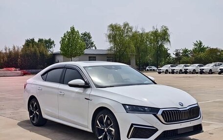 Skoda Octavia IV, 2023 год, 2 000 000 рублей, 2 фотография
