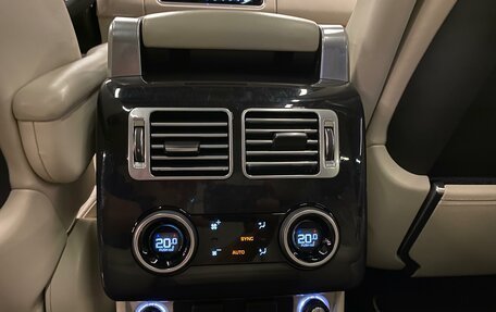 Land Rover Range Rover IV рестайлинг, 2019 год, 11 000 000 рублей, 12 фотография