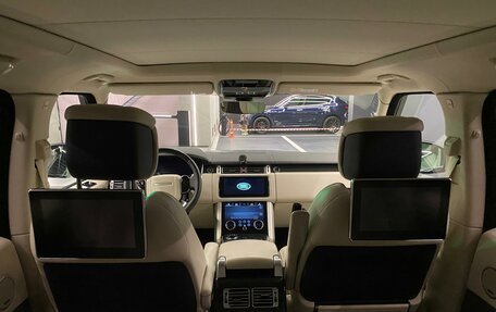Land Rover Range Rover IV рестайлинг, 2019 год, 11 000 000 рублей, 18 фотография