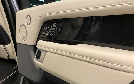 Land Rover Range Rover IV рестайлинг, 2019 год, 11 000 000 рублей, 13 фотография