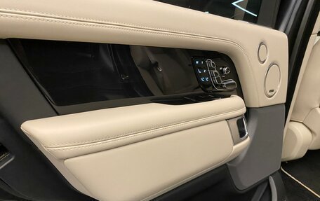 Land Rover Range Rover IV рестайлинг, 2019 год, 11 000 000 рублей, 21 фотография