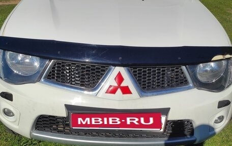 Mitsubishi L200 IV рестайлинг, 2013 год, 1 720 000 рублей, 1 фотография