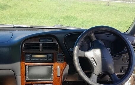 Nissan Terrano II рестайлинг, 1994 год, 400 000 рублей, 1 фотография
