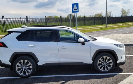 Toyota RAV4, 2021 год, 3 500 000 рублей, 6 фотография