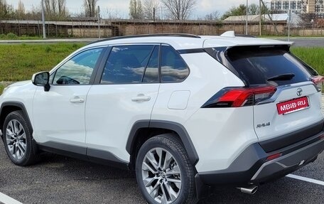 Toyota RAV4, 2021 год, 3 500 000 рублей, 5 фотография