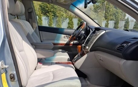 Lexus RX II рестайлинг, 2004 год, 900 000 рублей, 16 фотография