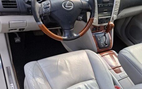 Lexus RX II рестайлинг, 2004 год, 900 000 рублей, 18 фотография