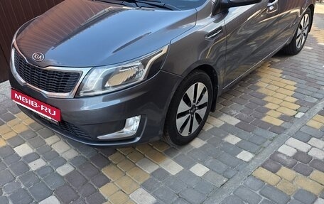KIA Rio III рестайлинг, 2012 год, 865 000 рублей, 25 фотография