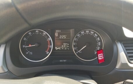 Skoda Rapid I, 2015 год, 650 000 рублей, 2 фотография