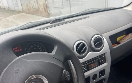 Renault Sandero I, 2013 год, 900 000 рублей, 11 фотография