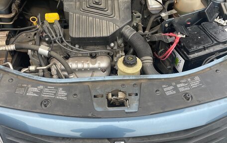 Renault Sandero I, 2013 год, 900 000 рублей, 6 фотография