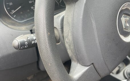 Renault Sandero I, 2013 год, 900 000 рублей, 13 фотография