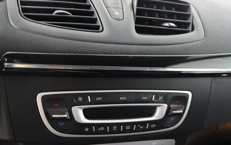 Renault Megane III, 2013 год, 899 990 рублей, 17 фотография