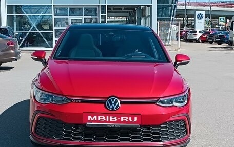 Volkswagen Golf GTI, 2022 год, 4 400 000 рублей, 2 фотография