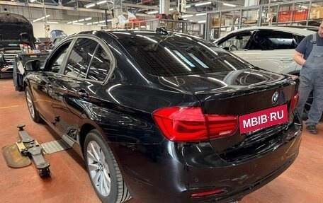 BMW 3 серия, 2018 год, 1 750 000 рублей, 4 фотография