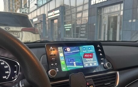 Honda Accord IX рестайлинг, 2020 год, 2 400 000 рублей, 2 фотография