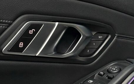 BMW 3 серия, 2022 год, 2 950 000 рублей, 14 фотография