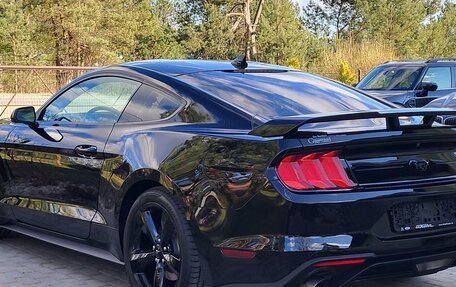 Ford Mustang VI рестайлинг, 2022 год, 2 500 000 рублей, 5 фотография