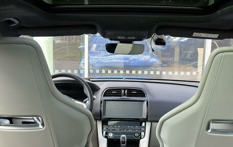 Jaguar F-Pace, 2019 год, 6 700 000 рублей, 15 фотография