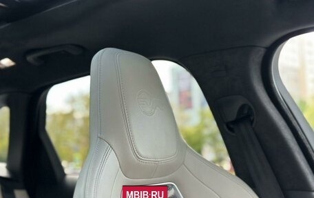 Jaguar F-Pace, 2019 год, 6 700 000 рублей, 13 фотография