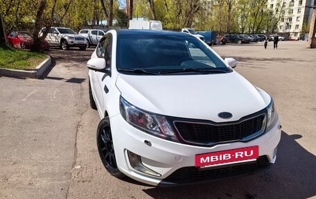 KIA Rio III рестайлинг, 2013 год, 1 200 000 рублей, 2 фотография