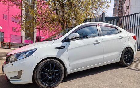 KIA Rio III рестайлинг, 2013 год, 1 200 000 рублей, 21 фотография