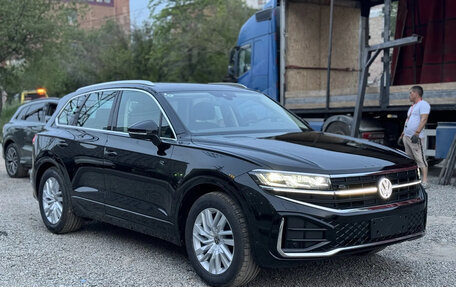 Volkswagen Touareg III, 2025 год, 8 200 000 рублей, 3 фотография