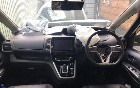 Nissan Serena IV, 2018 год, 1 050 000 рублей, 25 фотография