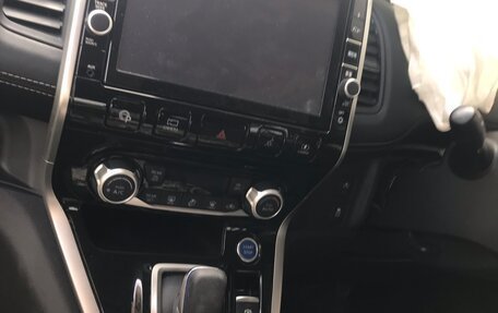 Nissan Serena IV, 2018 год, 1 050 000 рублей, 33 фотография