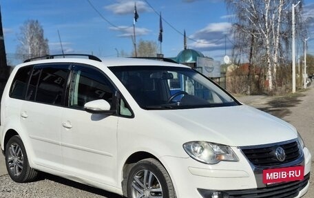 Volkswagen Touran III, 2010 год, 495 000 рублей, 7 фотография