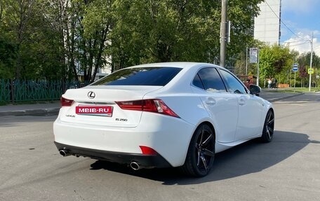 Lexus IS III, 2013 год, 1 900 000 рублей, 4 фотография