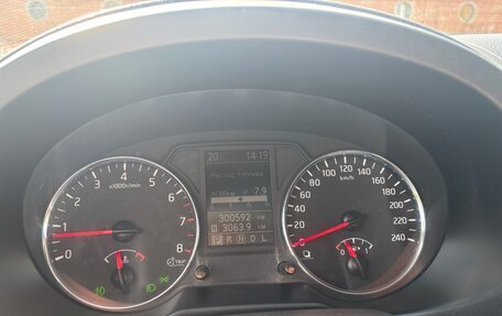Nissan X-Trail, 2011 год, 985 000 рублей, 16 фотография