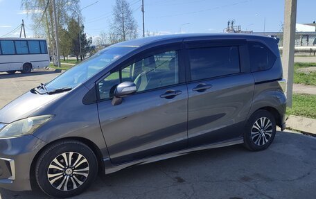Honda Freed I, 2015 год, 1 250 000 рублей, 4 фотография