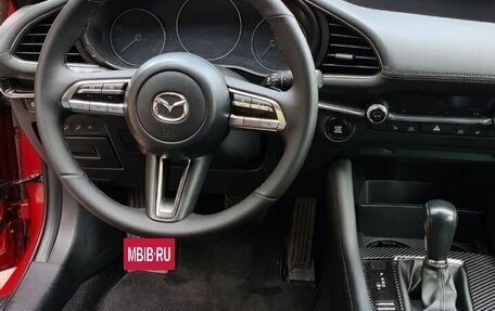 Mazda 3, 2019 год, 2 500 000 рублей, 16 фотография