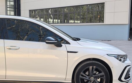 Volkswagen Golf VIII, 2022 год, 2 055 000 рублей, 13 фотография
