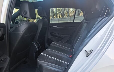 Volkswagen Golf VIII, 2022 год, 2 055 000 рублей, 22 фотография