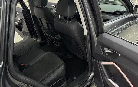 Audi Q3, 2022 год, 2 410 000 рублей, 12 фотография