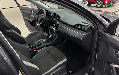 Audi Q3, 2022 год, 2 410 000 рублей, 13 фотография