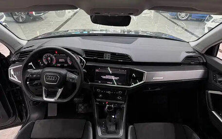 Audi Q3, 2022 год, 2 410 000 рублей, 8 фотография
