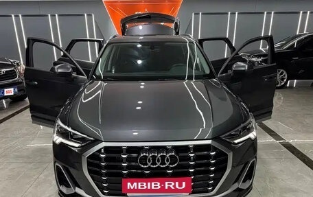 Audi Q3, 2022 год, 2 410 000 рублей, 14 фотография