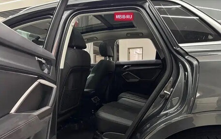 Audi Q3, 2022 год, 2 410 000 рублей, 10 фотография