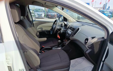 Chevrolet Aveo III, 2014 год, 879 995 рублей, 13 фотография