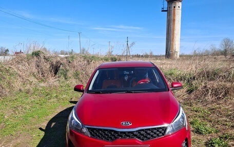 KIA Rio IV, 2021 год, 1 400 000 рублей, 1 фотография